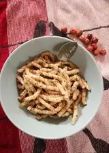 Ricetta Pasta con erba salvia e nocciole