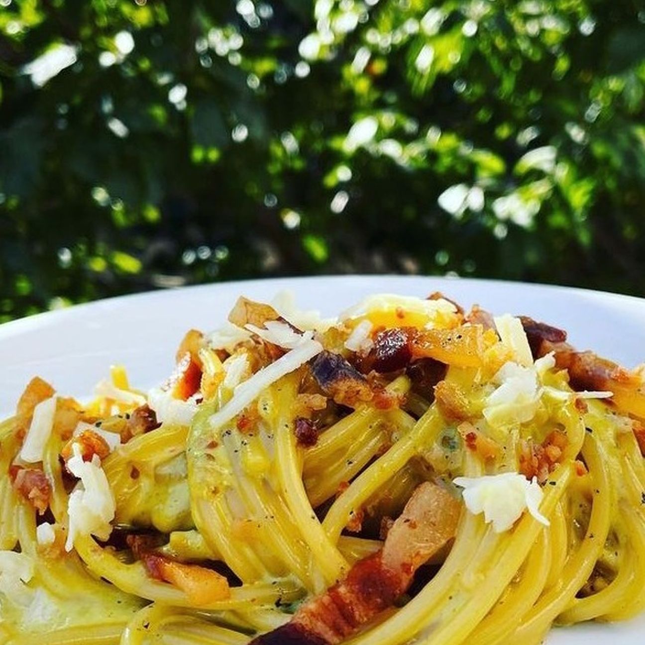Finta Carbonara con Uova , Curcuma, Guanciale e Sale Kala Namak