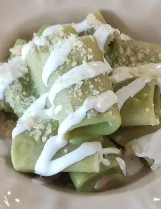 Ricetta Paccheri con crema di broccoli, pancetta croccante e salsa di bufala di Andrea_Ricci