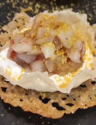 Ricetta Nido di formaggio con burrata, tartare di gamberoni e bottarga di Andrea_Ricci