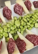 Ricetta Fave, pecorino e salame