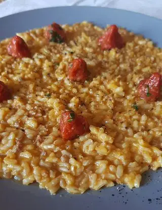 Ricetta riso integrale, salsiccia di cavallo cotta e cruda, crema di zucca alle erbe al forno di griecogius