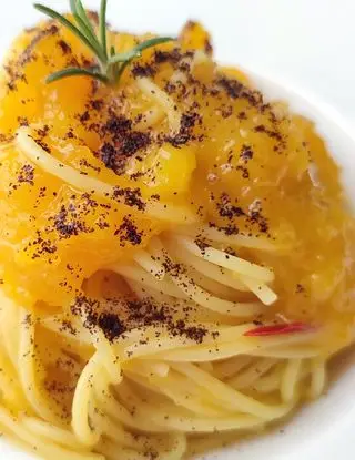 Ricetta SPAGHETTI ZUCCA E CAFFÈ di FraiFornelli