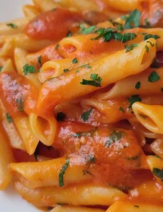 Ricetta PENNE ALL'ARRABBIATA di FraiFornelli