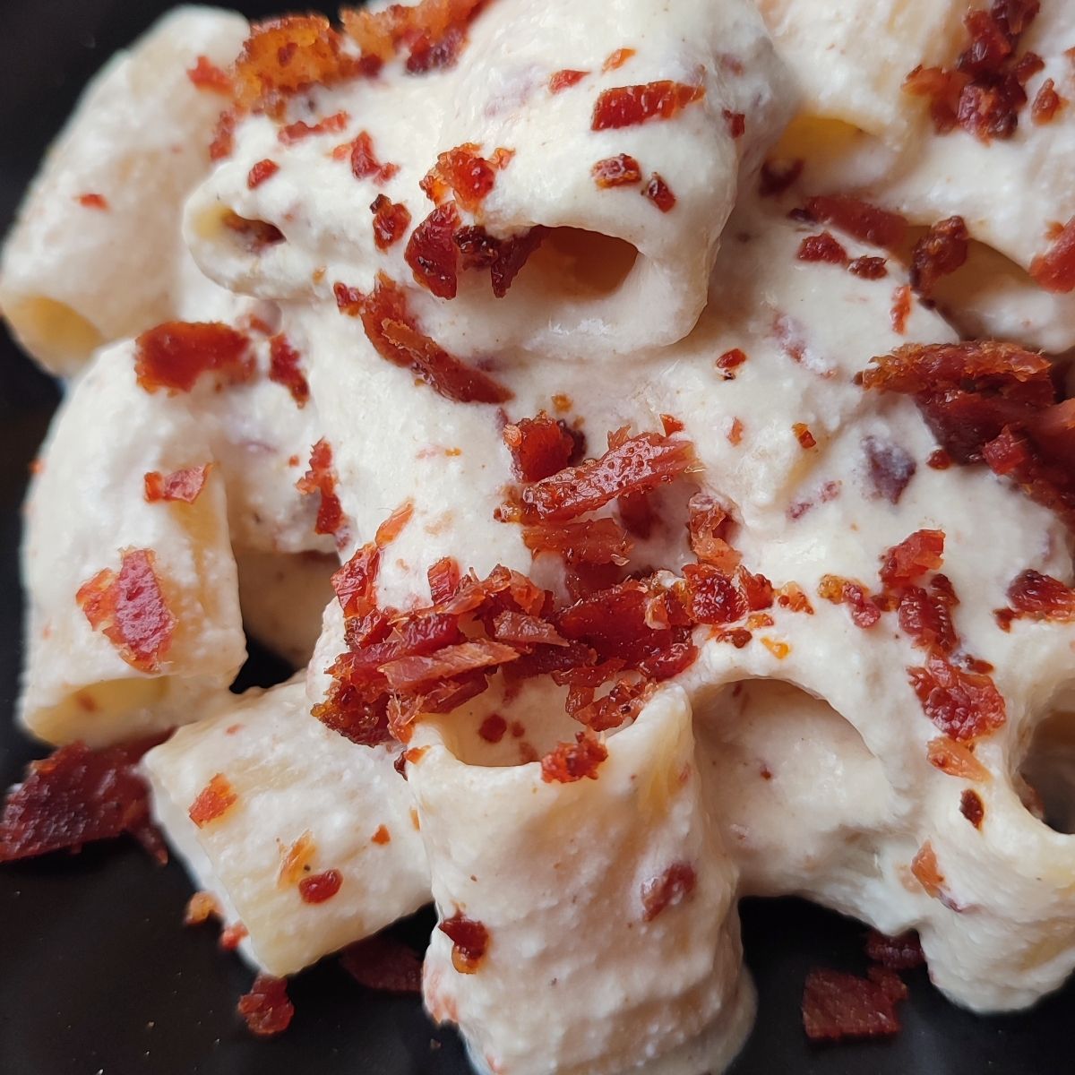MEZZI PACCHERI RICOTTA E CAPOCOLLO