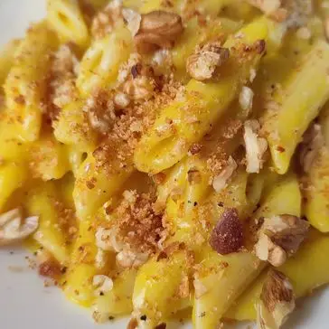 Ricetta Pennette crema di Peperoni e Noci