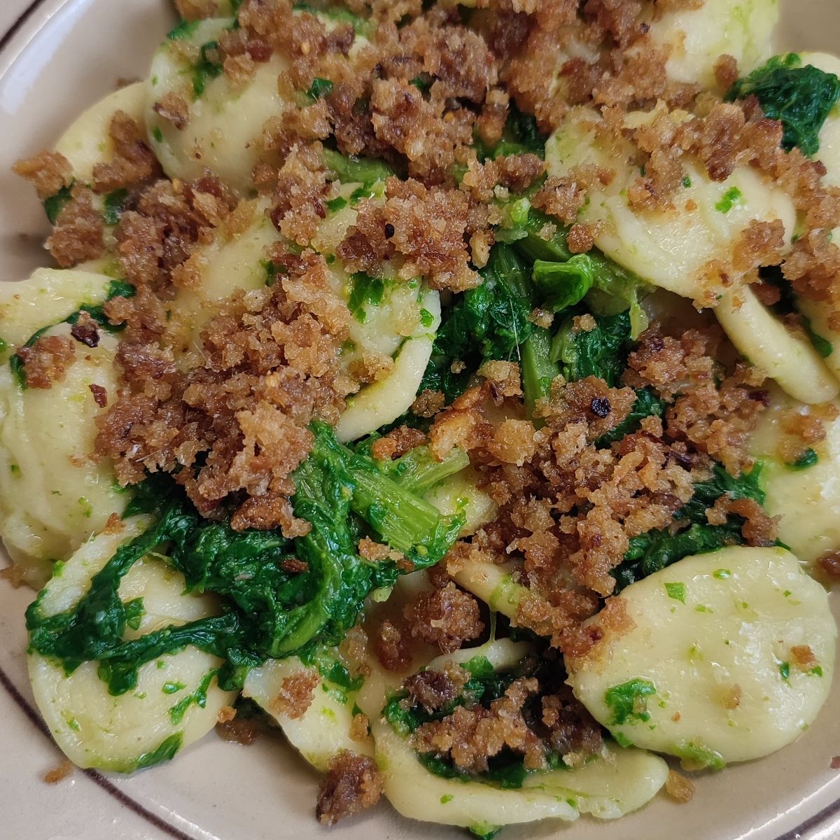 ORECCHIONI ALLE CIME DI RAPA