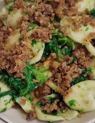 Ricetta ORECCHIONI ALLE CIME DI RAPA di FraiFornelli