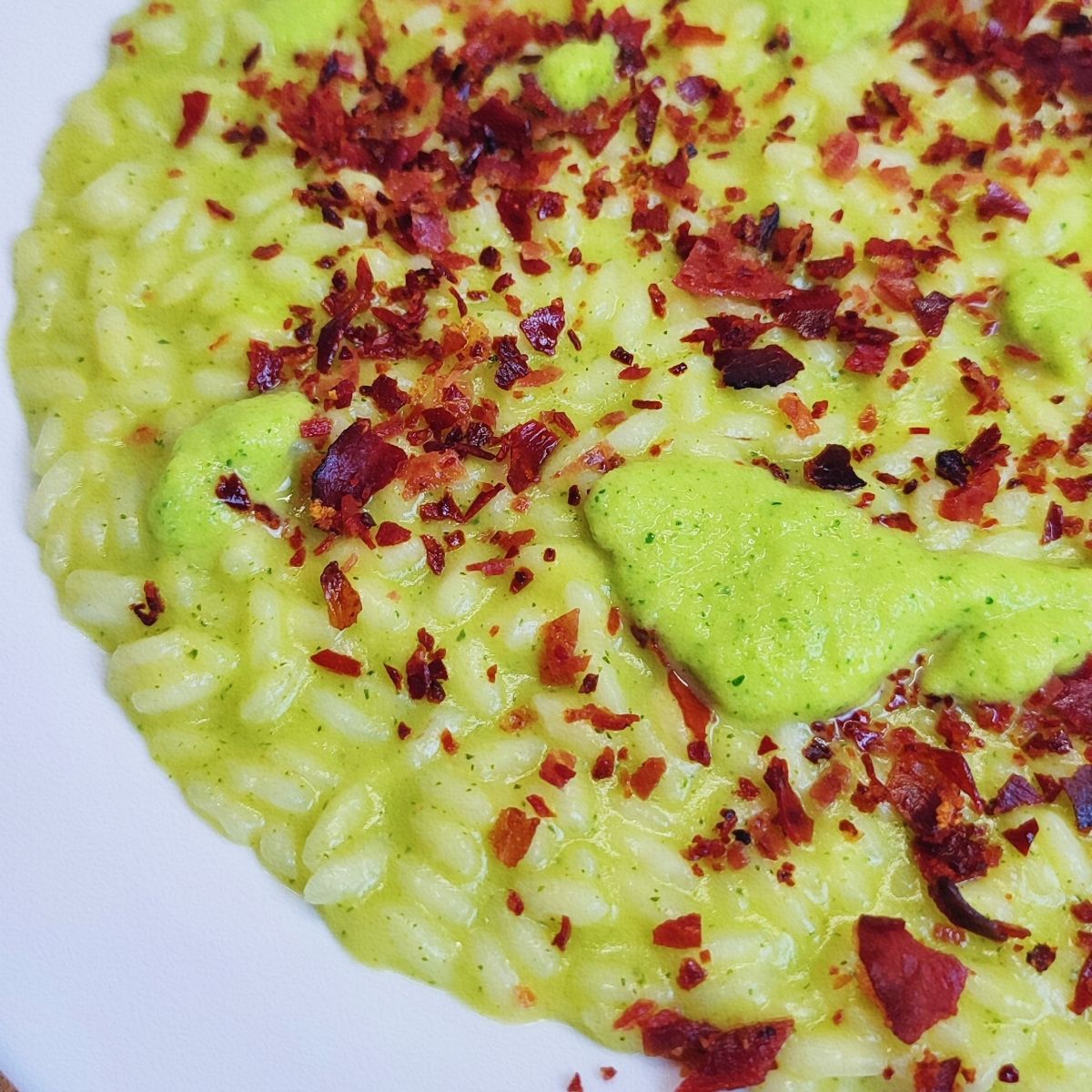 RISOTTO CON CREMA DI ZUCCHINE E SPECK