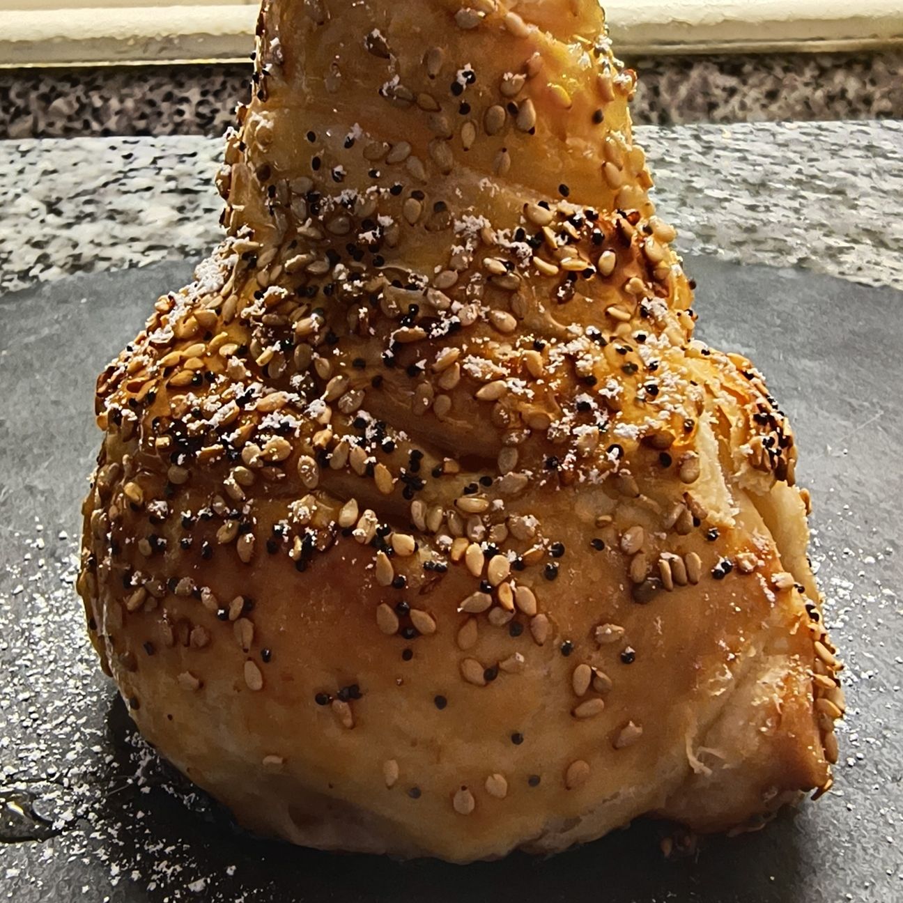 Pera in crosta al gorgonzola e noci