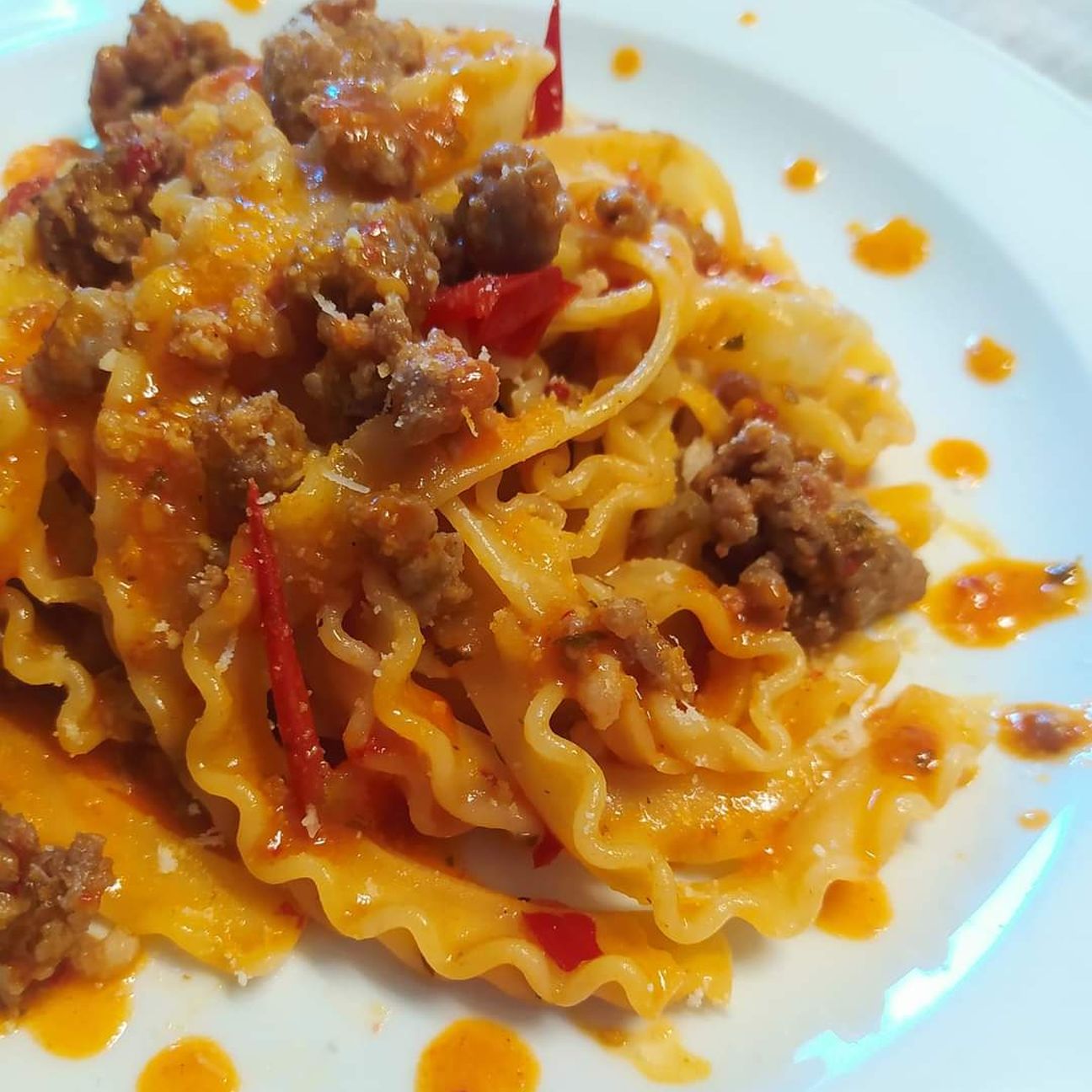Tripoline Rummo con salsiccia, pomodorini e nduja