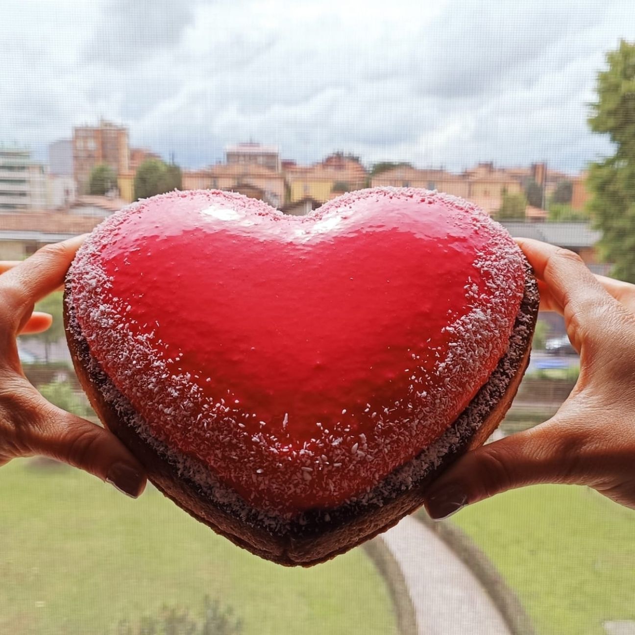 Crostata Moderna ai frutti rossi con namelaka alla vaniglia