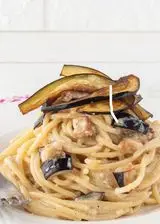 Ricetta Spaghetti alla parmigiana con melanzane