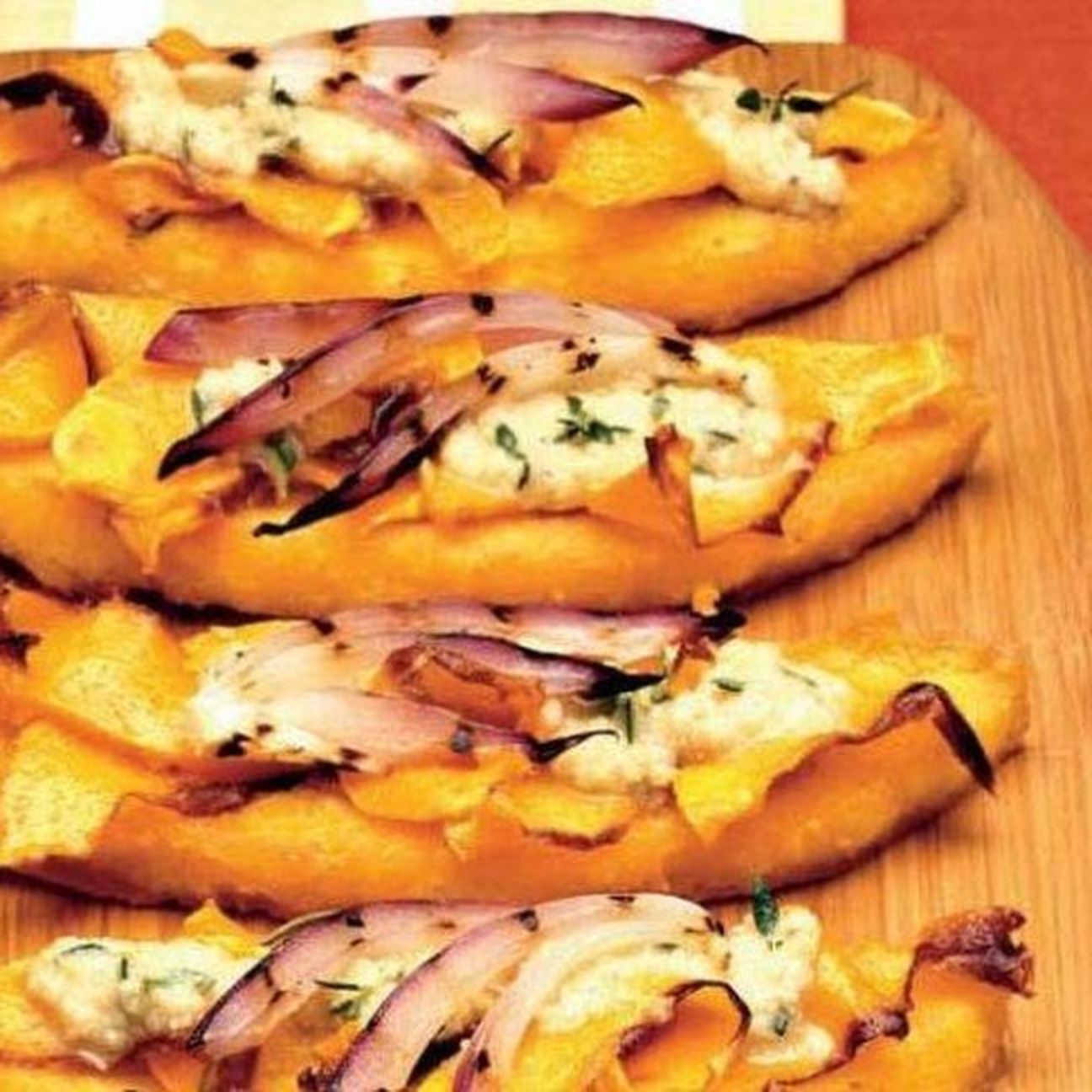 Polenta saltata con zucca e pesto di nocciole