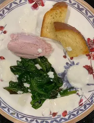 Ricetta Quenelle soffice di mortadella pan brioche e fonduta di squaquerone e parmigiano reggiano di lucia.pavanastolfo