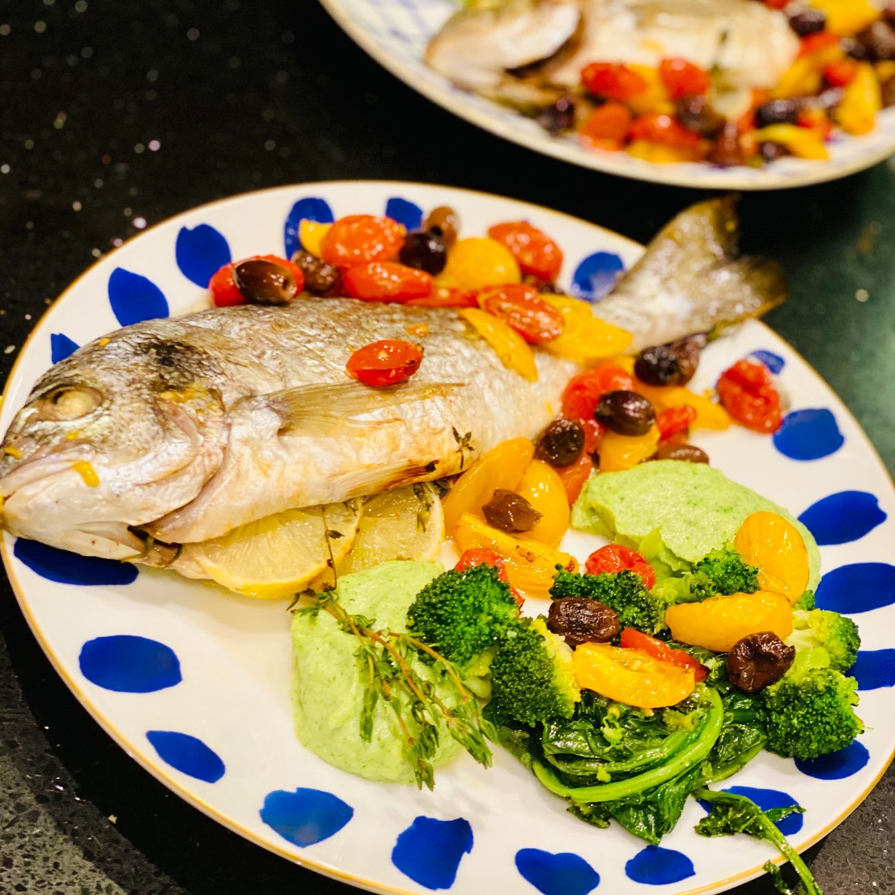 Dal mare alla terra orate al profumo di pomodorini e olive , crema di fagiolini e nido di cima di rapa
