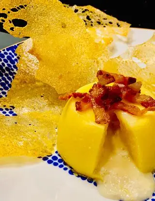 Ricetta Tortino di polenta con cuore fondente , croccante di guanciale e chips di polenta di lucia.pavanastolfo