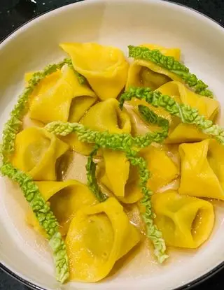 Ricetta Consommé di manzo chiarificato con tortelli di manzo di lucia.pavanastolfo