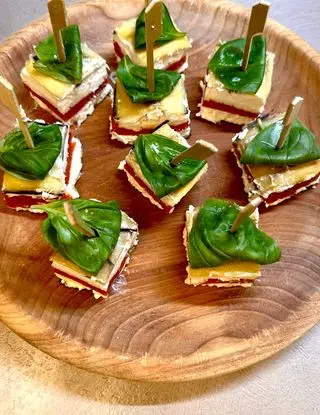 Ricetta Bocconcini tricolori , melanzane caramellate, mousse di ricotta , gelo di pomodoro di lucia.pavanastolfo