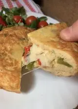 Ricetta Frittata sfiziosa con peperoni verdi e rossi