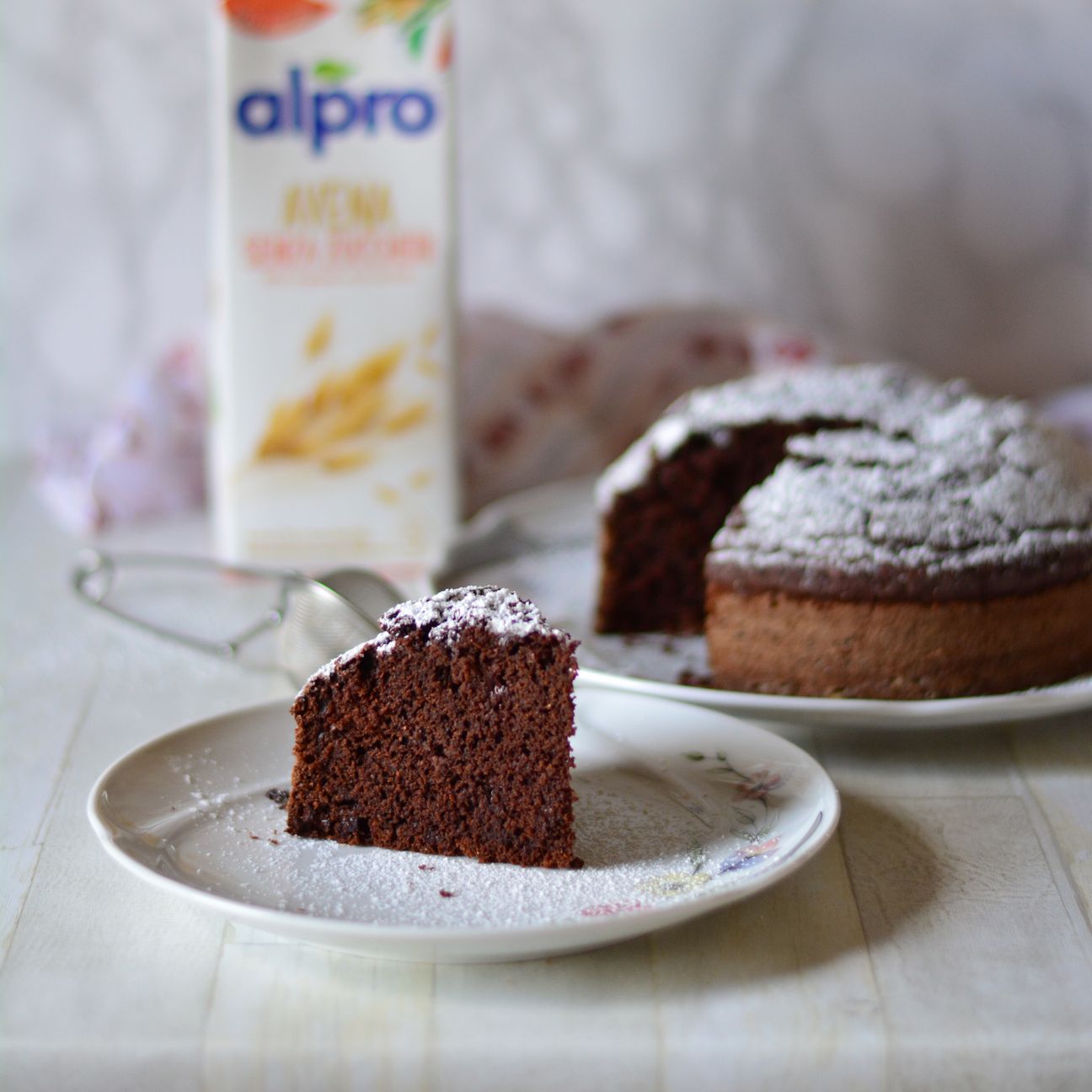 Torta al cacao senza uova e senza burro