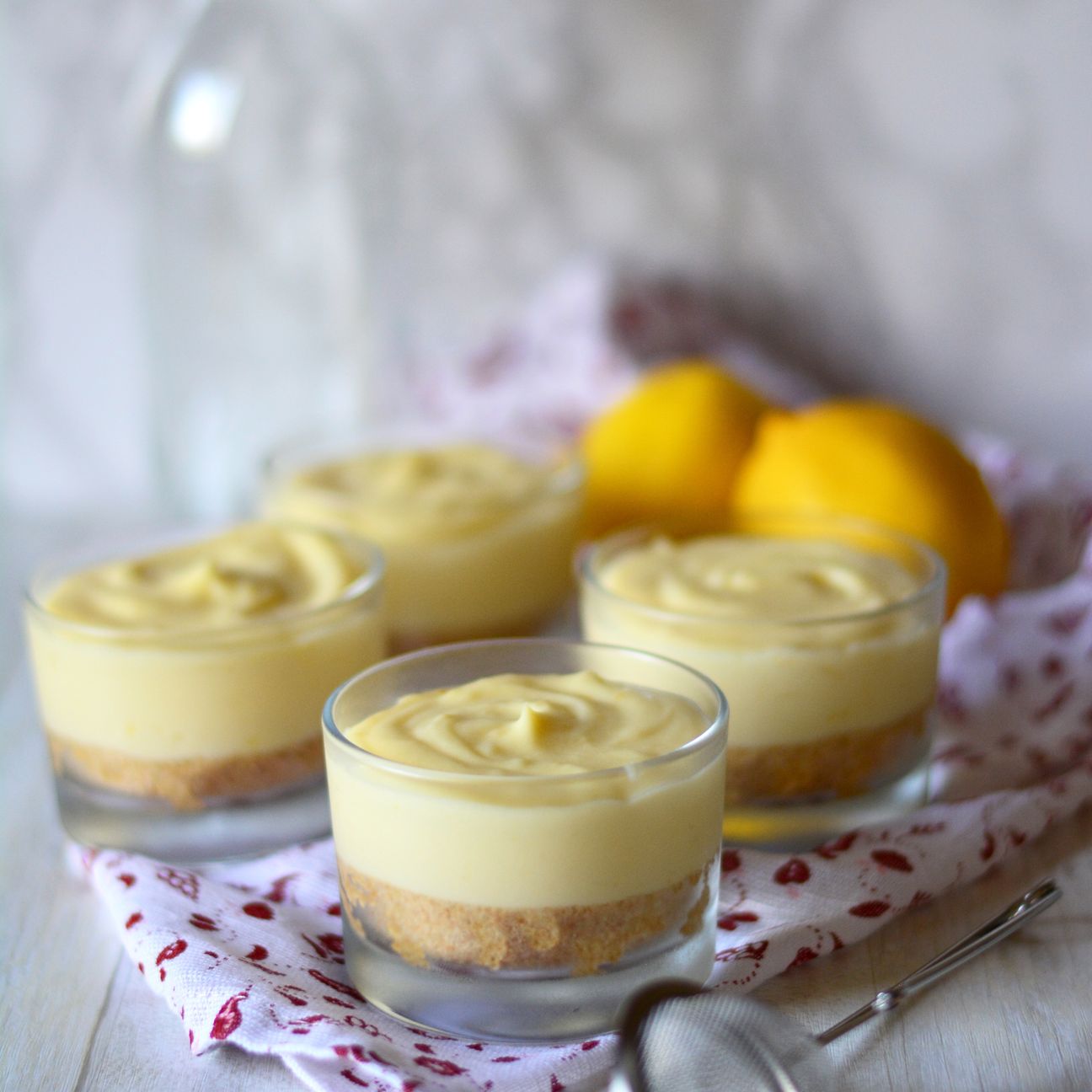Cheesecake al limone nel bicchiere
