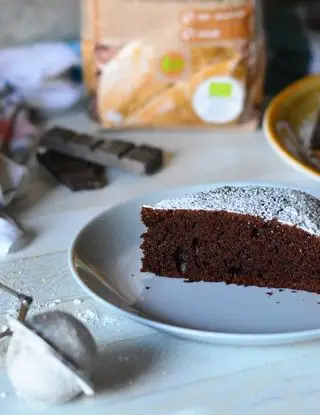 Ricetta Torta al cacao con farina integrale di ricettedimaria