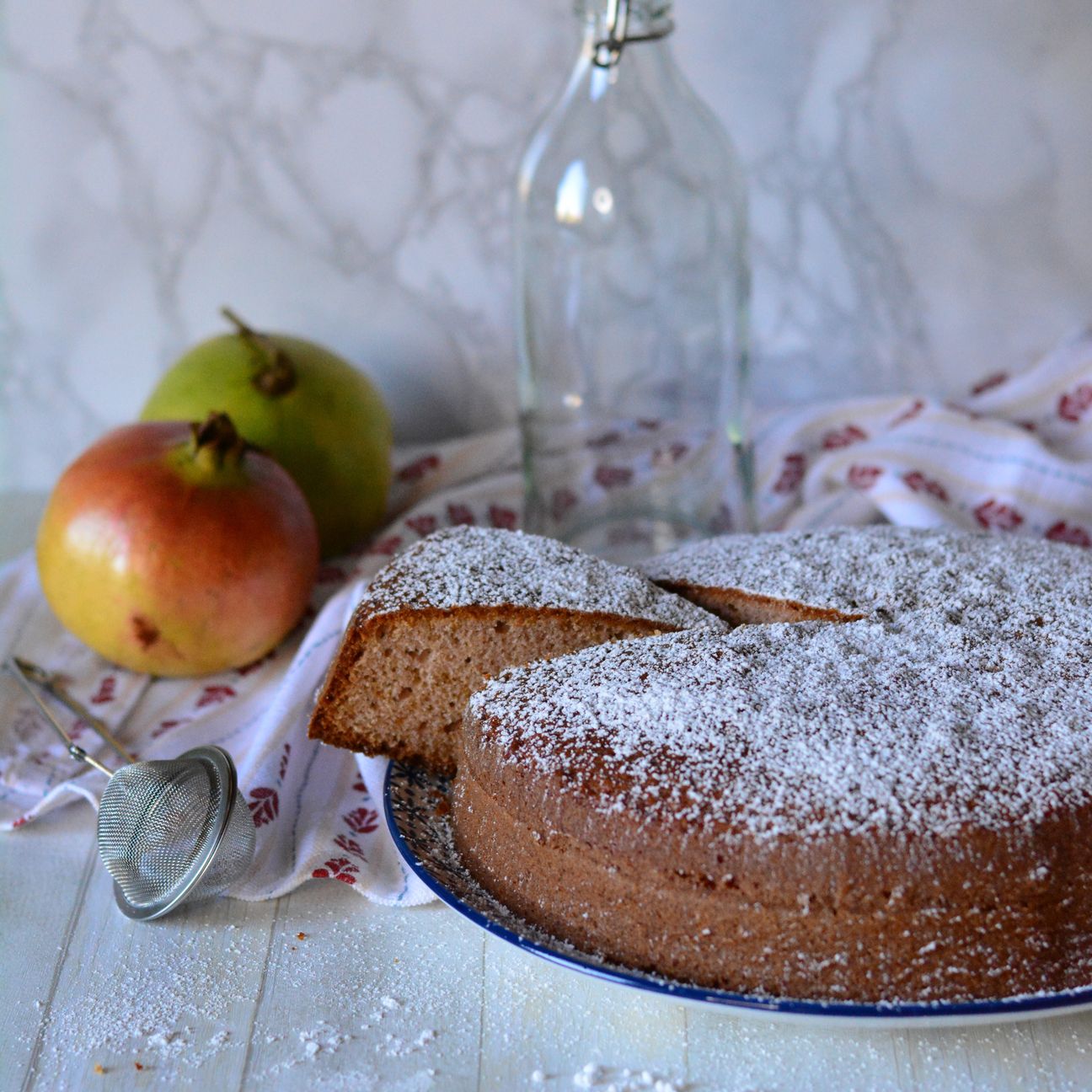 Torta soffice al melograno