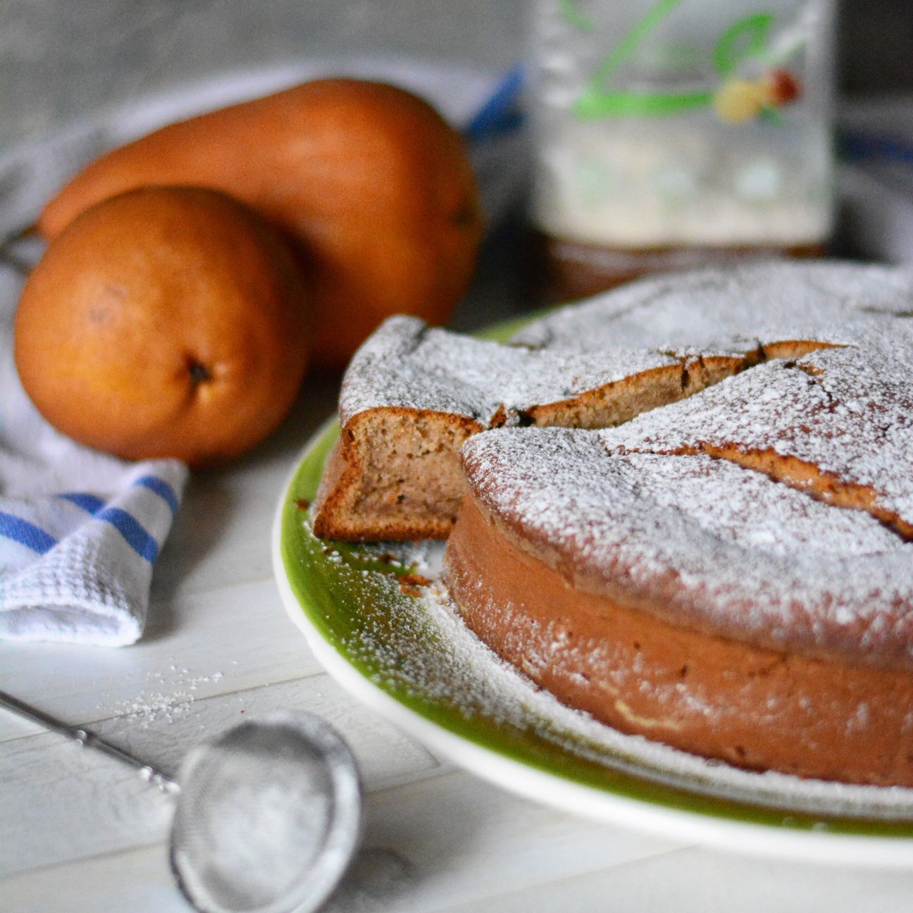 Torta con farina di castagne e mascarpone