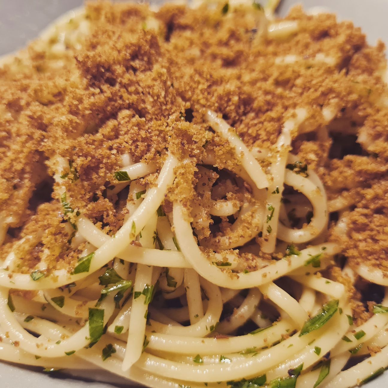 Spaghettino sciuè sciuè aglio olio e peperoncino