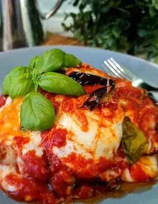 Ricetta Teglietta di melanzane con pomodoro e provola di Briciole_di_mollica