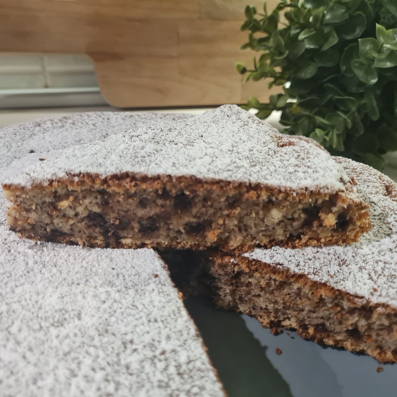 Torta di nocciole e cioccolato