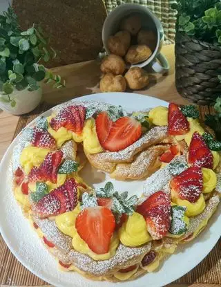 Ricetta Cuore di pasta choux con crema pasticcera e fragole di Briciole_di_mollica