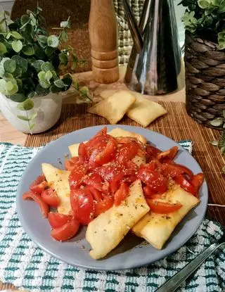 Ricetta Bocconcini di pasta pane con pomodorini di Briciole_di_mollica