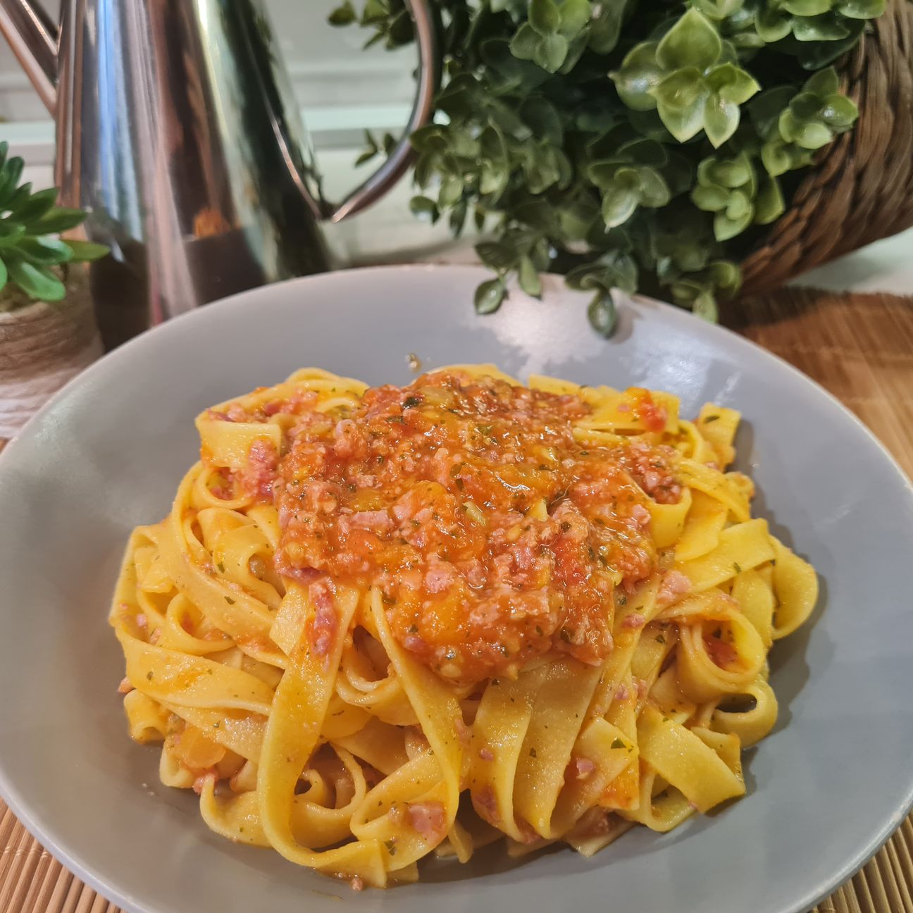 Tagliatelle al ragù di cotechino