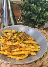 Ricetta Maccheroni al ferretto con sughetto di salsiccia e olive taggiasche