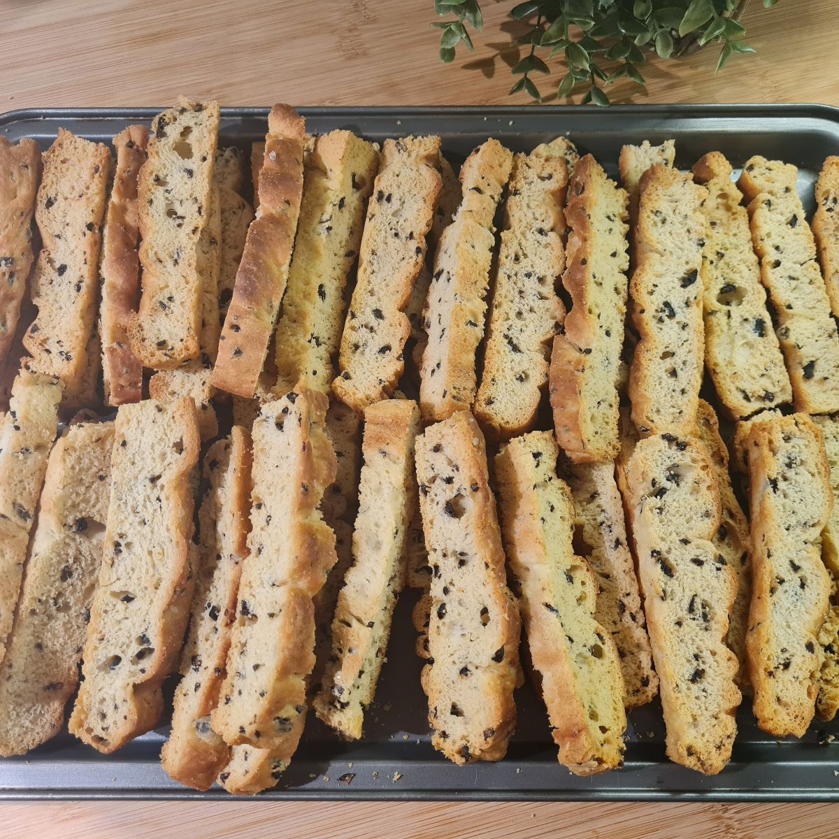 Focaccia secca alle olive