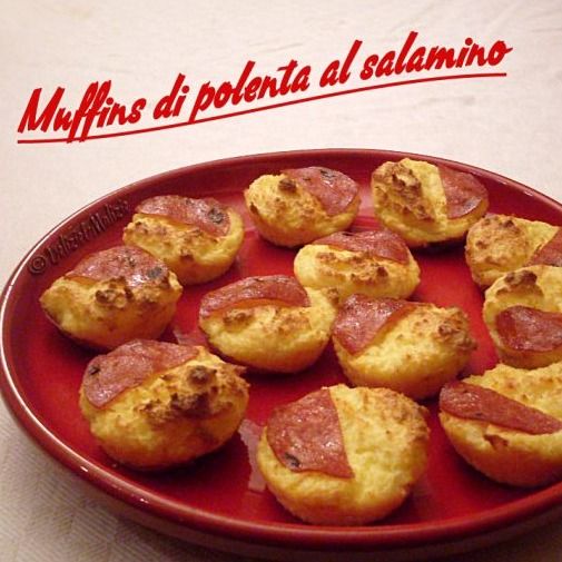 Muffins di polenta al salamino