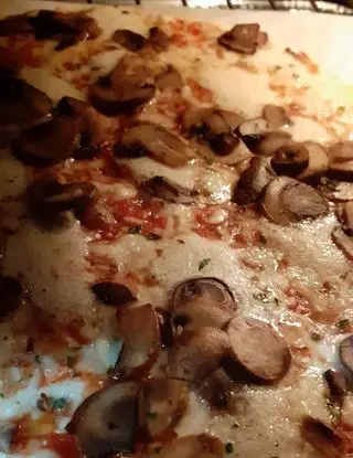 Ricetta Pizza ai funghi di elvira.gengaro