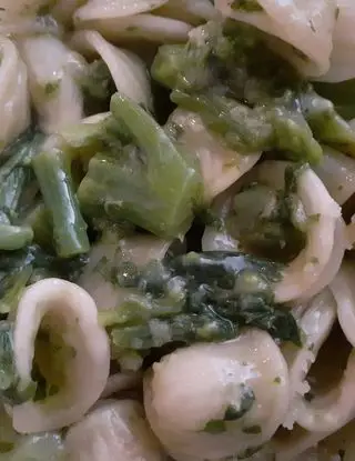 Ricetta ORECCHIETTE A PESTO di elvira.gengaro