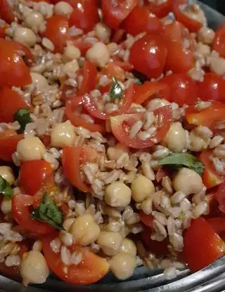 Ricetta Farro Pomodori e ceci di elvira.gengaro