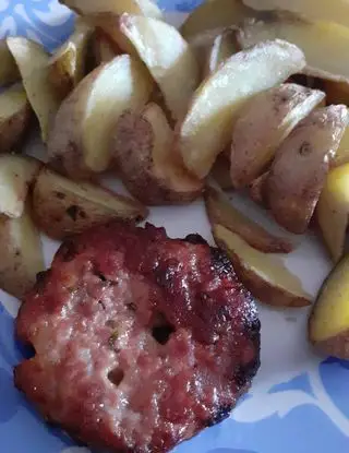 Ricetta Hamburgher fatto in casa con Patate di elvira.gengaro