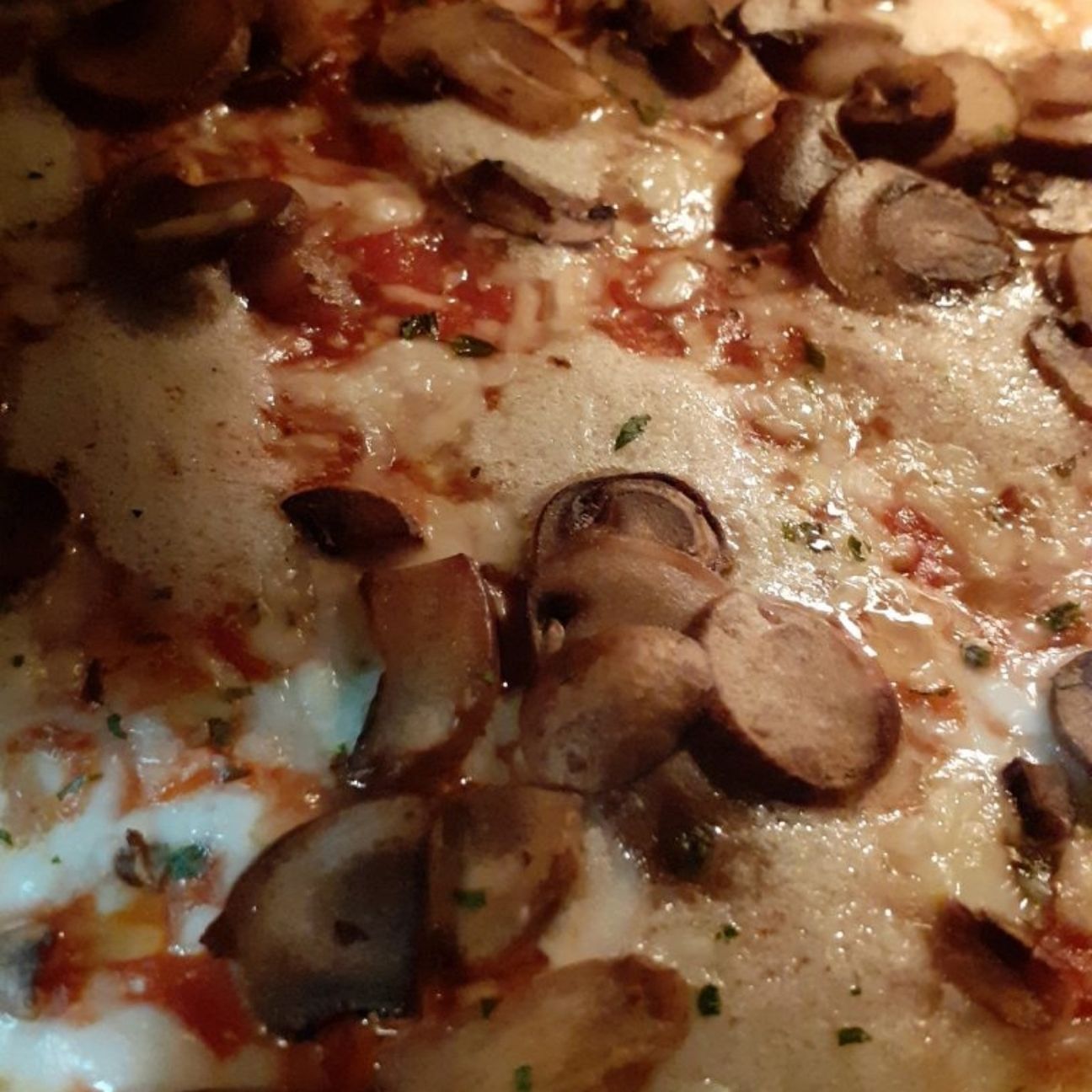 Pizza con funghi