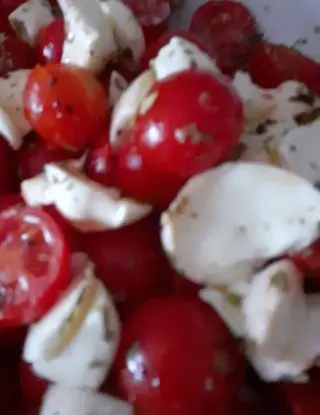 Ricetta Pomodorini e mozzarella di elvira.gengaro