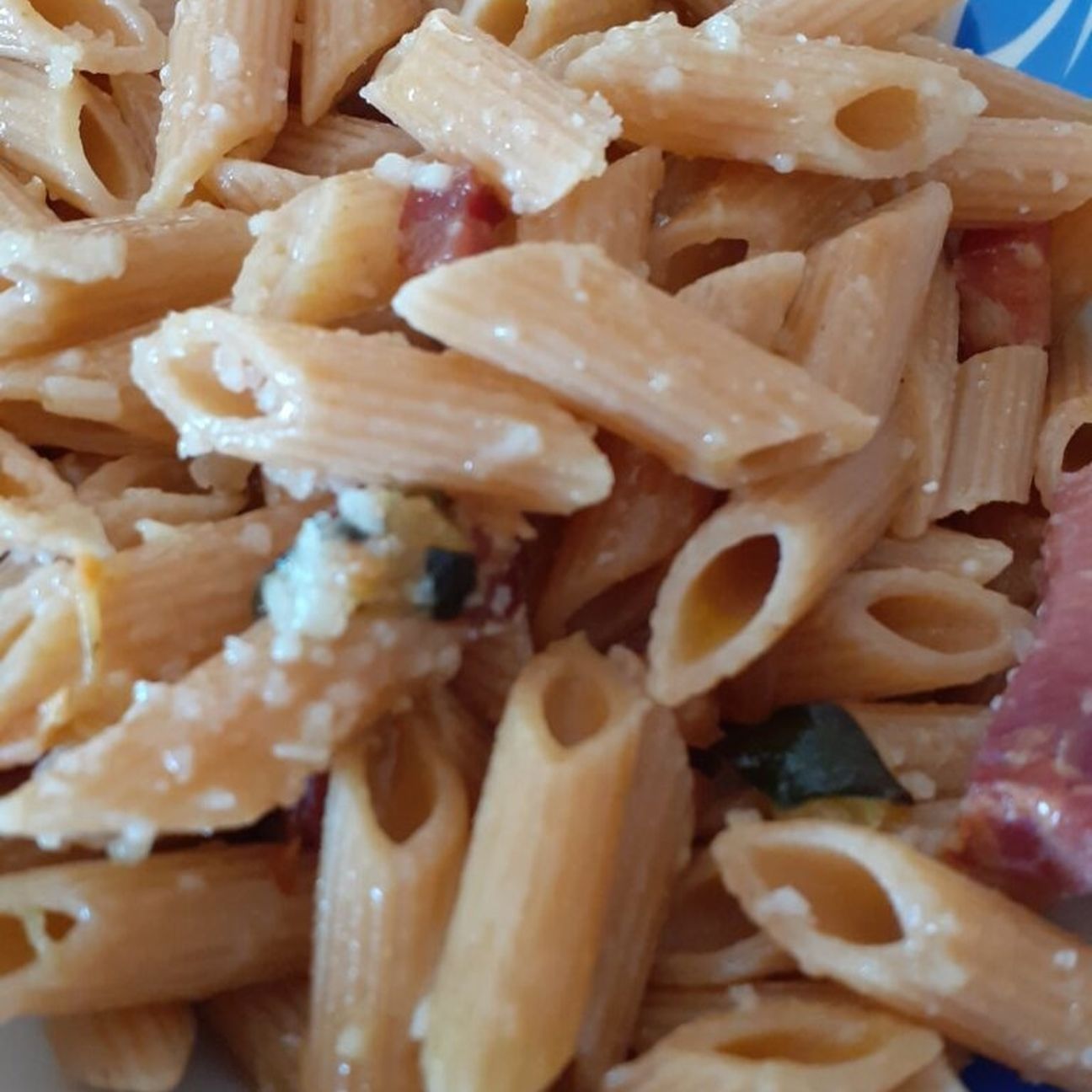 Penne con tonno e limone