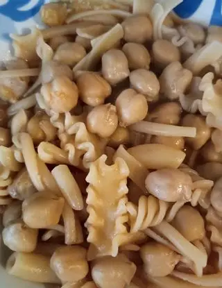 Ricetta Pasta e ceci di elvira.gengaro