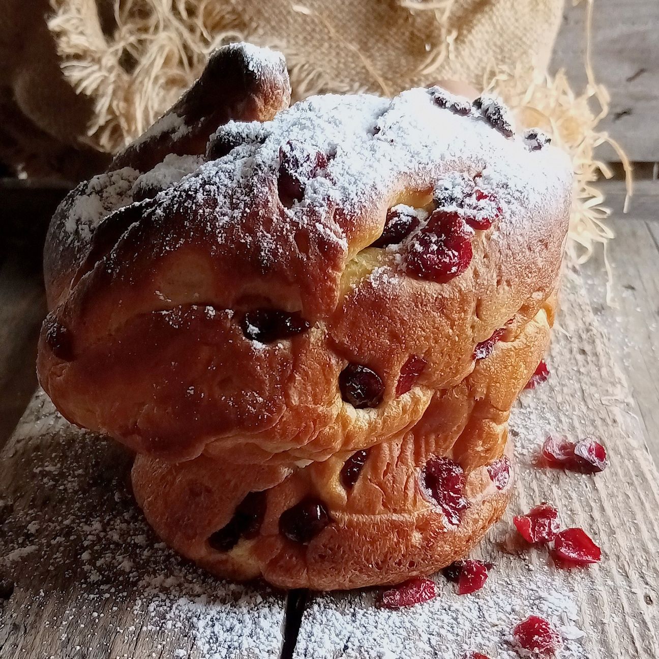 Kulich Cruffin Pane di Pasqua
