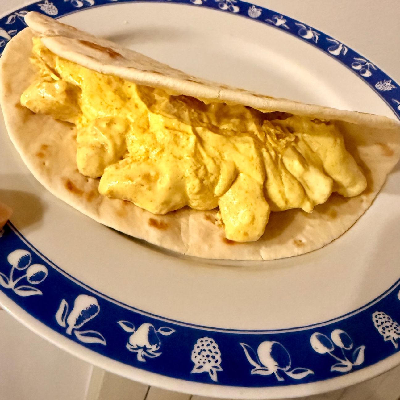 Piadina con pollo al curry
