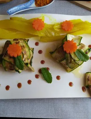 Ricetta Fagottini di zucchine grigliate con sorpresa di burratina, finocchi alla curcuma e profumo di balsamico di antoniasalomone1