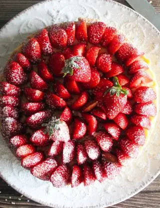 Ricetta Crostata di fragole con frangipane alle mandorle di IDolciDiFreud